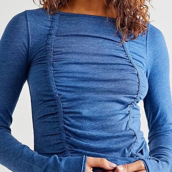 NEW Free People We The Free Stella Long Sleeve Tee Smokey Sapphire Blue Large - Picture 2 of 4